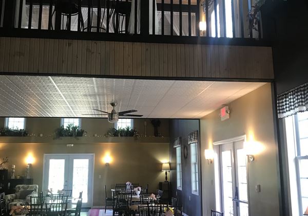 Vino's Den at Deer Creek