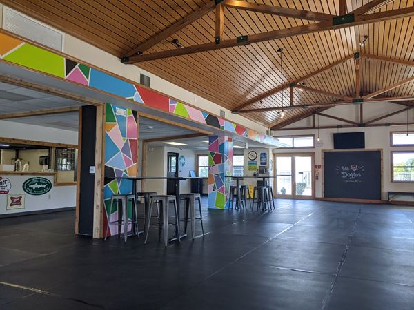 Doggos Dog Park and Pub