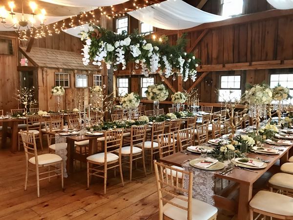 1824 House Inn + Barn