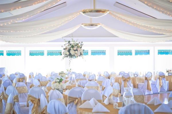 Holly Tree Country Club