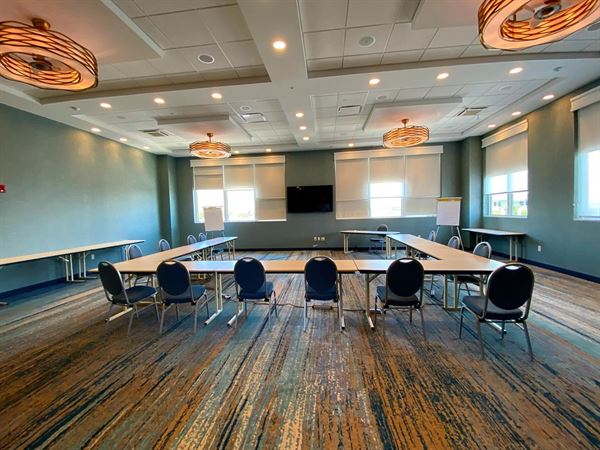 Fenwick Shores Tapestry Collection by Hilton