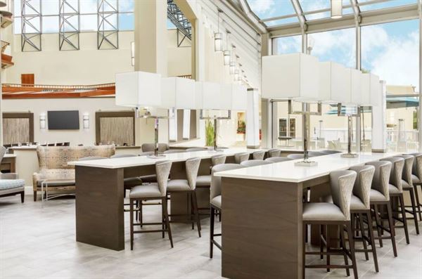 DoubleTree by Hilton Orlando Airport