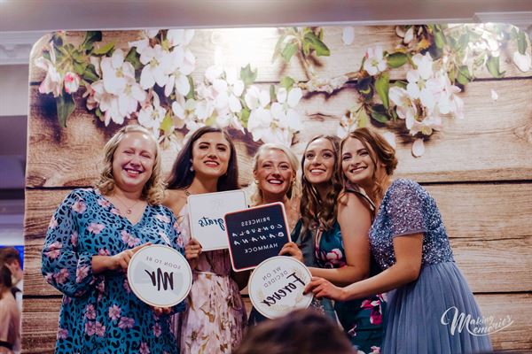 Making Memories Photo Booth Rentals