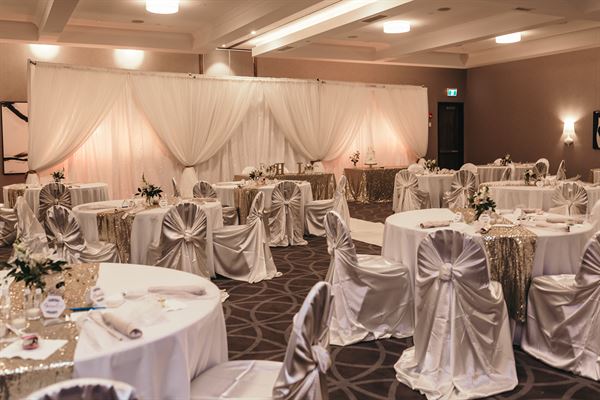 Sandman Signature Sherwood Park and Chop