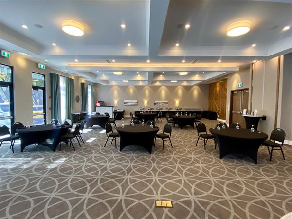 Sandman Signature Sherwood Park and Chop