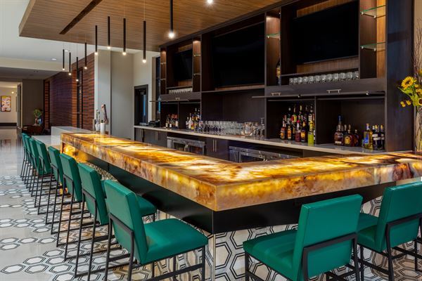 Hilton Garden Inn & Convention Center