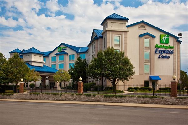 Holiday Inn Express & Suites Chicago - Midway Airport