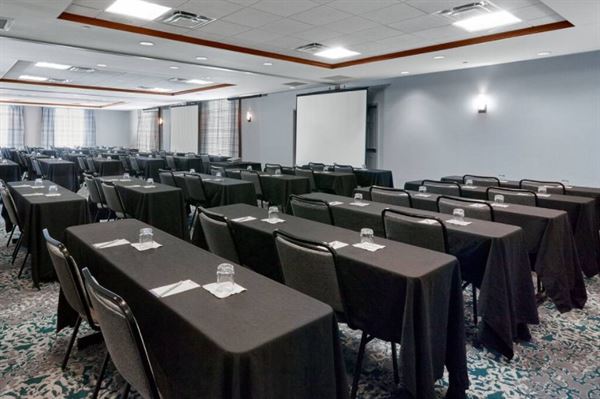 Hilton Garden Inn Schaumburg