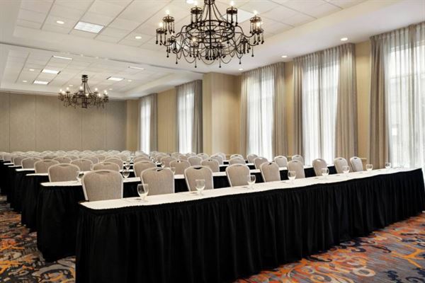 Hilton Garden Inn New Orleans Convention Center