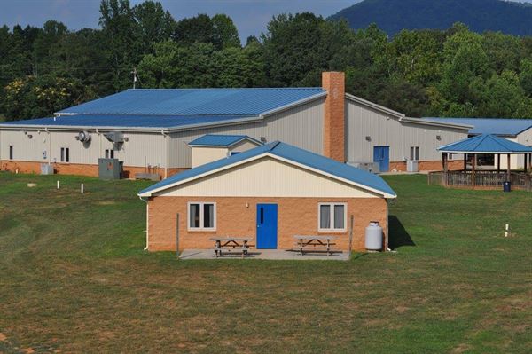 The Peaks Retreat and Adventure Center