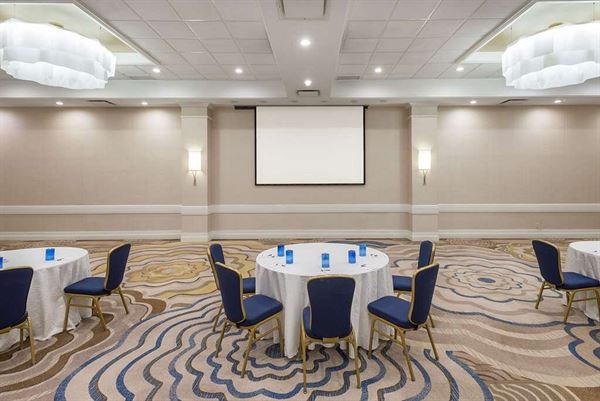 Sonesta White Plains-Downtown