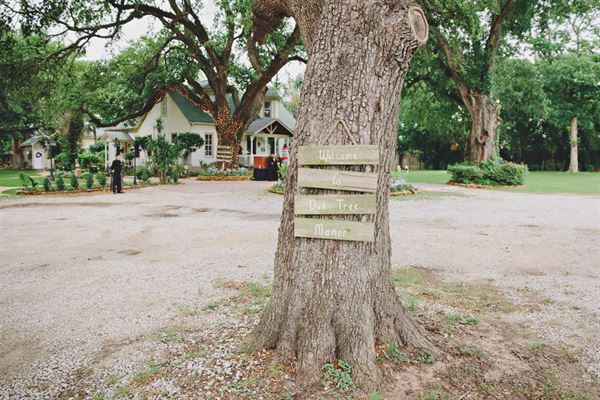 Oak Tree Manor Weddings