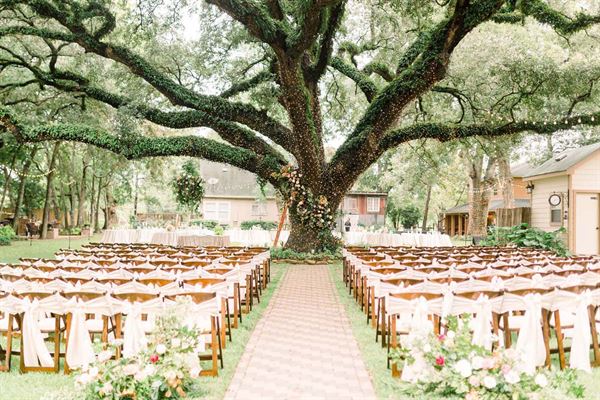Oak Tree Manor Weddings
