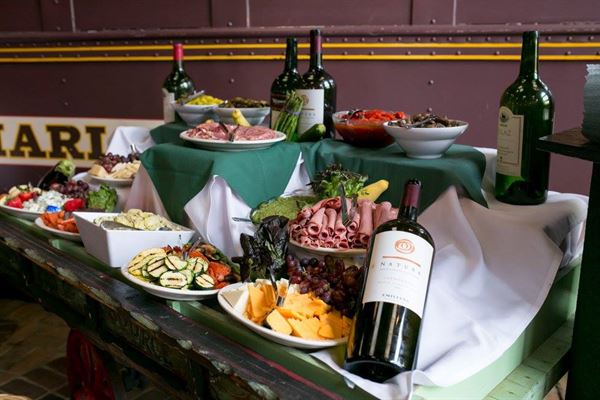 DiSalvo's Station Dining & Event Venue