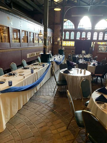 DiSalvo's Station Dining & Event Venue