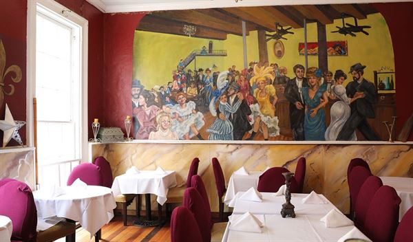 Estrella Steak & Lobster