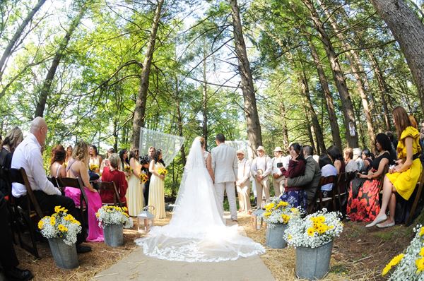 Magnolia Streamside Resort