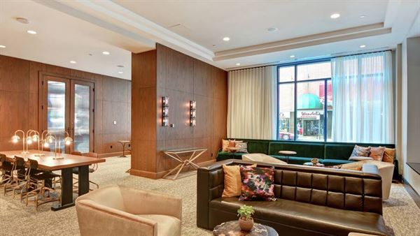 The Cincinnatian Hotel