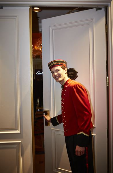 RANDOLPH CARR Photographer