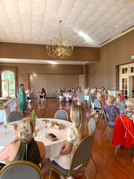 Henderson Country Club