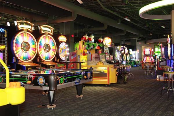 Dave & Buster's Cary