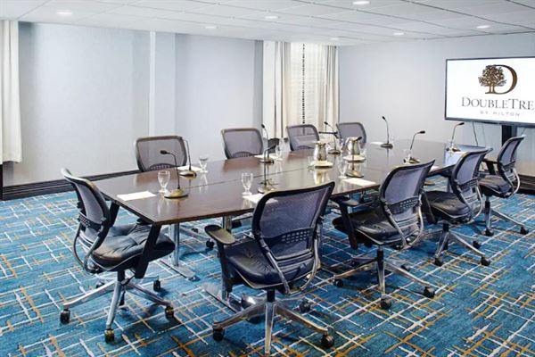 DoubleTree by Hilton Hotel Baltimore - BWI Airport