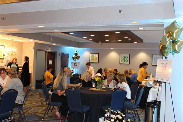 Holiday Inn Express Harrisburg East - Hershey Area