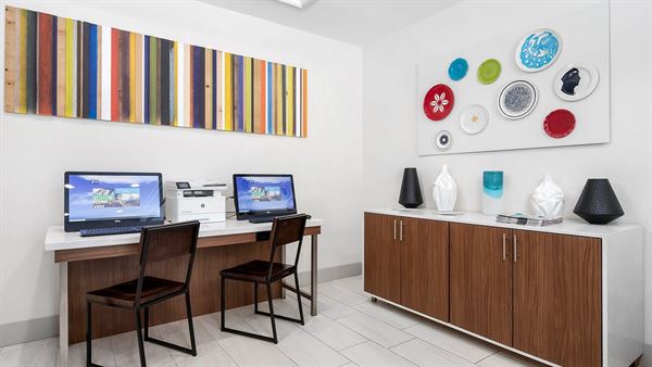 Holiday Inn Express & Suites Conroe I-45 North