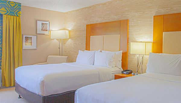 Holiday Inn & Suites Spring- THE WOODLANDS AREA