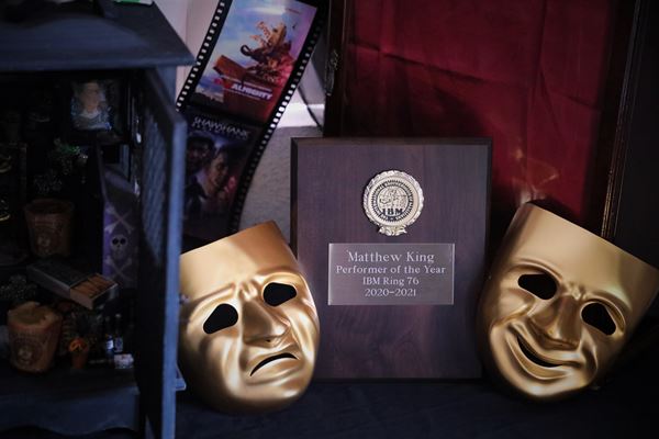 Matthew King Magic - San Diego Magician