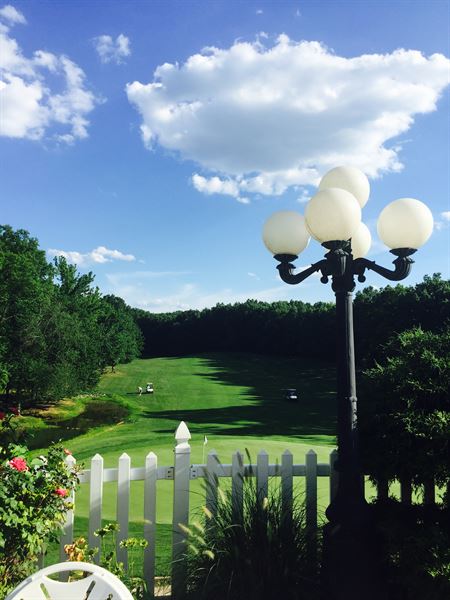 Grand Oaks Country Club