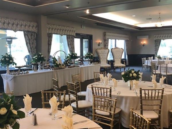 Sierra Lakes Golf Club