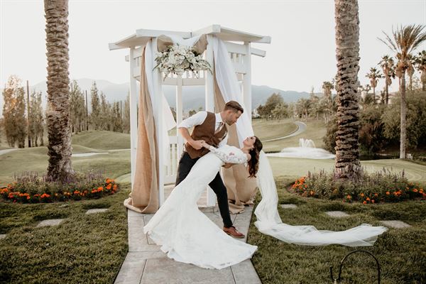 Sierra Lakes Golf Club