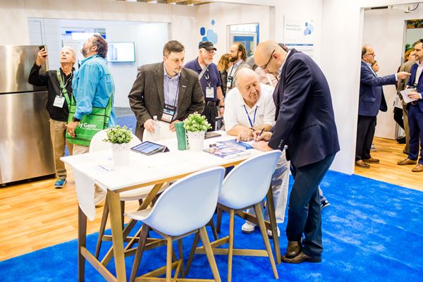 Lotus Eyes Photography