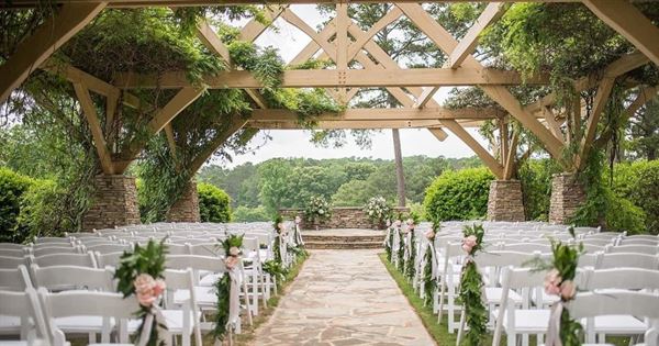 The Belle Team - Bold & Belle Designs and Events