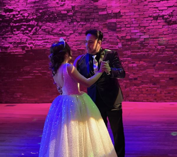 Dj Ken Cheezie Entertainment  & Photos