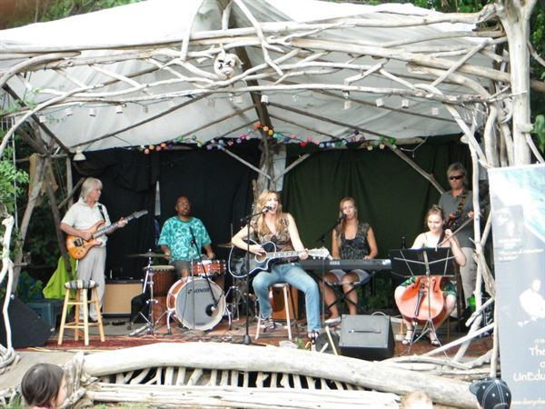 Jennifer Moersch, Cellist and Ensembles