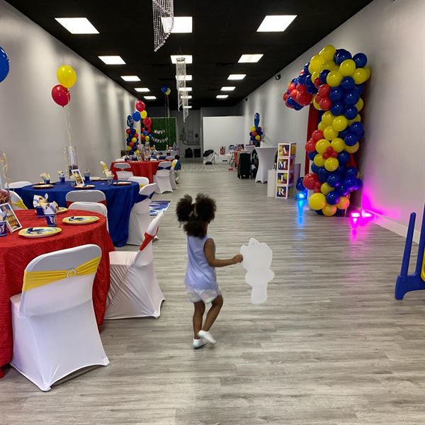 First Class Event Suite