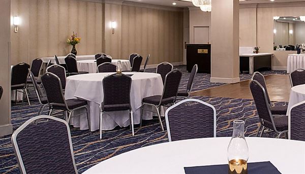 Holiday Inn Concord Downtown