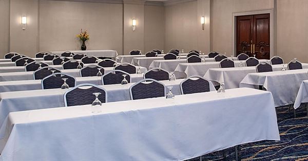 Holiday Inn Concord Downtown