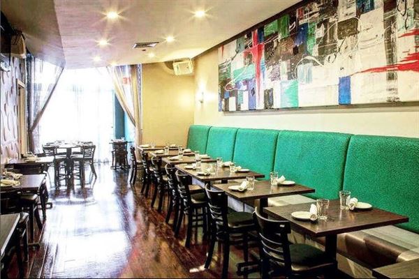 Savvor Restaurant & Lounge