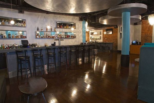 Savvor Restaurant & Lounge