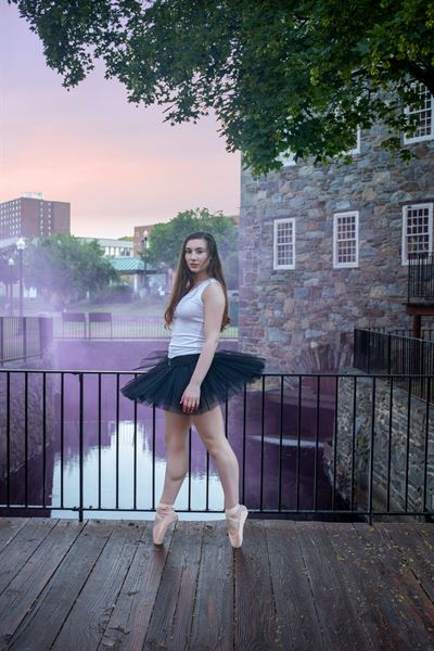 Amanda & Bella Photography