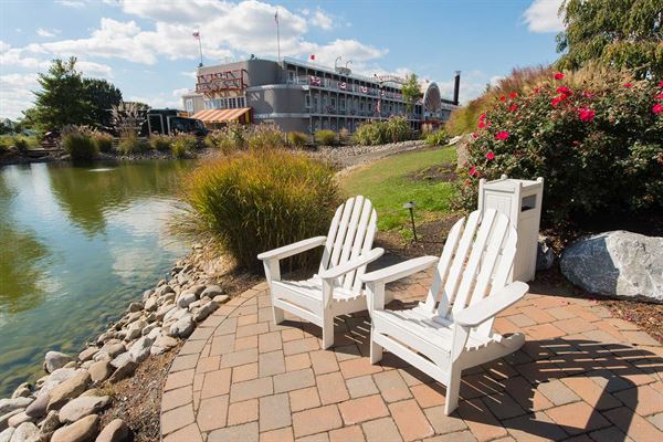 Fulton Steamboat Inn