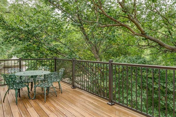 The Peninsula Bed & Breakfast