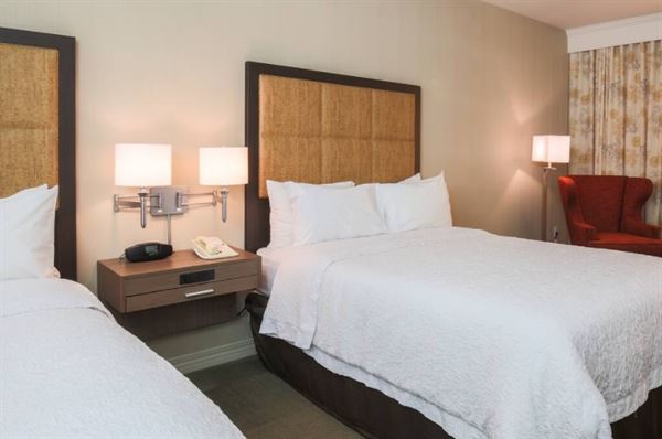 Hampton Inn & Suites Camarillo