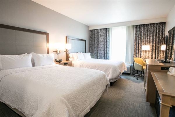 Hampton Inn & Suites Tempe Phoenix Airport