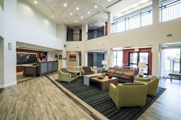 Hampton Inn & Suites Tempe Phoenix Airport