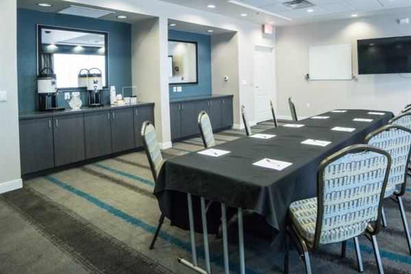 Hampton Inn & Suites Tempe Phoenix Airport