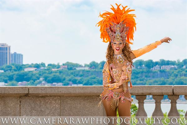 Le Monde Shows - Entertainment Corp.